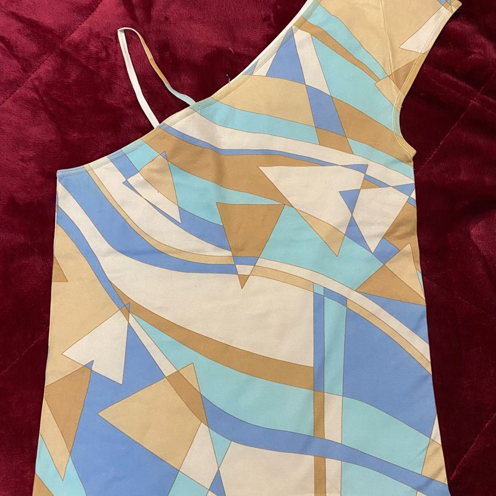 Geometric One-Shoulder Top
